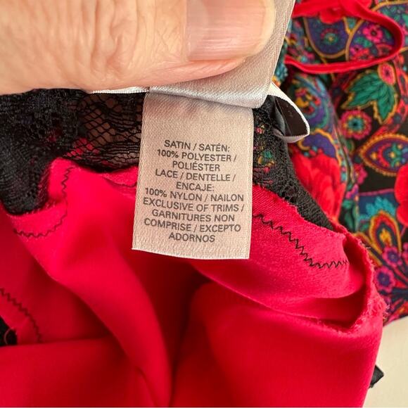 Victorias Secret Red Slip Dress with Black Lace Details Nightgown Satin Sz L Y2K - Picture 8 of 12